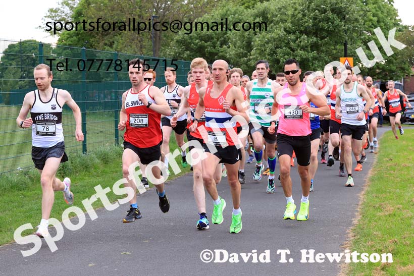 Clive Cookson 10k Road Race, 2024 Clive Cookson 10k Road Race, Whitley Bay.  Photo: David T. Hewitson/Sports for All Pics